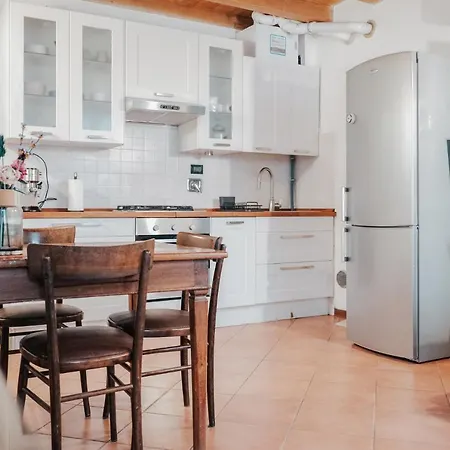 Tra Le Di Reggio - Zaccagni Reggio Emilia