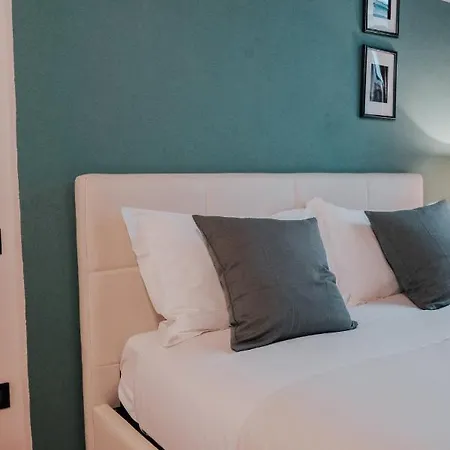 Tra Le Di Reggio - Zaccagni * Reggio Emilia